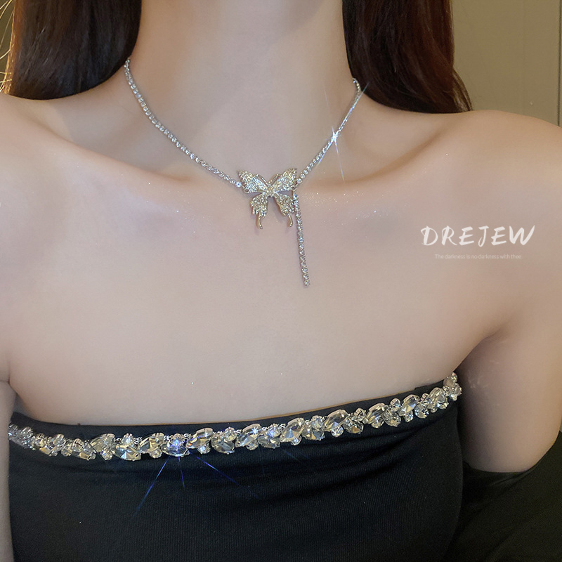 DREJEW สร้อยคอโซ่ จี้ผีเสื้อ ประดับเพชร เข้ากับทุกการแต่งกาย ระดับไฮเอนด์