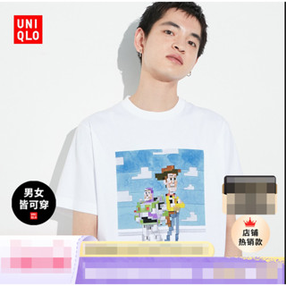 Uniqlo ผู้ชาย &amp;#039; s และผู้หญิง &amp;#039; s Wear (UT) เสื้อยืดแขนสั้น พิมพ์ลาย Toy Story Pixar ART 462062