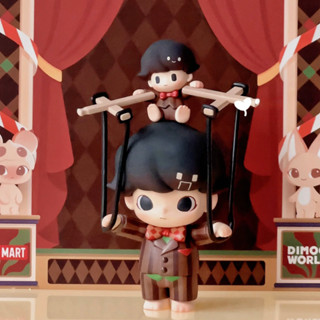 【ของแท้】POPMART ตุ๊กตาฟิกเกอร์ Dimoo Manipulation of the Doll Uncrowned King Rapper Dimoo ของขวัญ สําหรับแขวนตกแต่ง