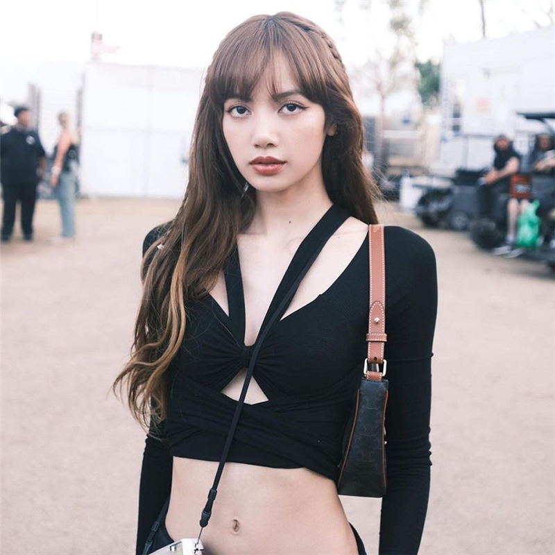 เสื้อยืดแขนยาวลําลอง คอวี เข้ารูป ออกแบบดี ฉลุลาย แฟชั่นสําหรับสตรี