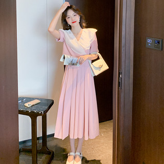 [สินค้าใหม่พร้อมส่ง] ชุดเดรสหน้าร้อนผู้หญิง เสื้อสั้นแฟชั่นสตรี ชุดกระโปรงอัดพลีท แขนพองหวาน เสื้อคอปกระบาย กระโปรงพลีทเอวสูง ชุดสองชิ้นสไตล์เกาหลี