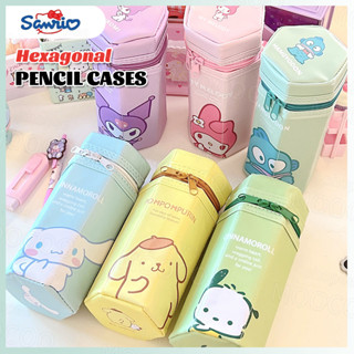 【Sanrio】กระเป๋าดินสอ หนัง PU ทรงหกเหลี่ยม ขนาดใหญ่ จุของได้เยอะ สําหรับใส่เครื่องเขียน ปากกา