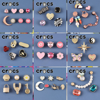 Cross Jibitz /Metal Series / Metal Shoe Charms ที่วางรองเท้า Crocs ของแท้ สําหรับผู้หญิงรองเท้าดอกไม้หัวเข็มขัด DIY อุปกรณ์เสริมชุดจับคู่สร้างสรรค์