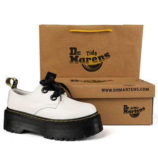 Dr. Martens  ส้นเตี้ย พื้นหนา แฟชั่นสําหรับผู้หญิง สุภาพสตรีรองเท้ามาร์ติน แฟชั่นรองเท้าบู๊ตหนาด้านล่างต่ำ