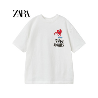 Zara ใหม่ เสื้อยืดแขนสั้น พิมพ์ลายหัวใจ สําหรับผู้ชาย และผู้หญิง 4770600 250