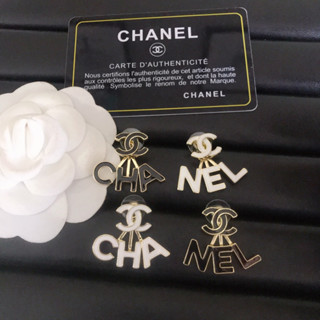 ต่างหู Chanel หรูหรา คุณภาพสูง สีดํา สีขาว สําหรับผู้หญิง103256