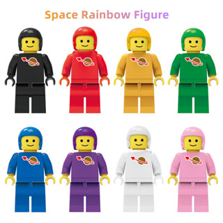 ของเล่นตัวต่อฟิกเกอร์ Spaceman ขนาดเล็ก สีรุ้ง สําหรับเด็ก