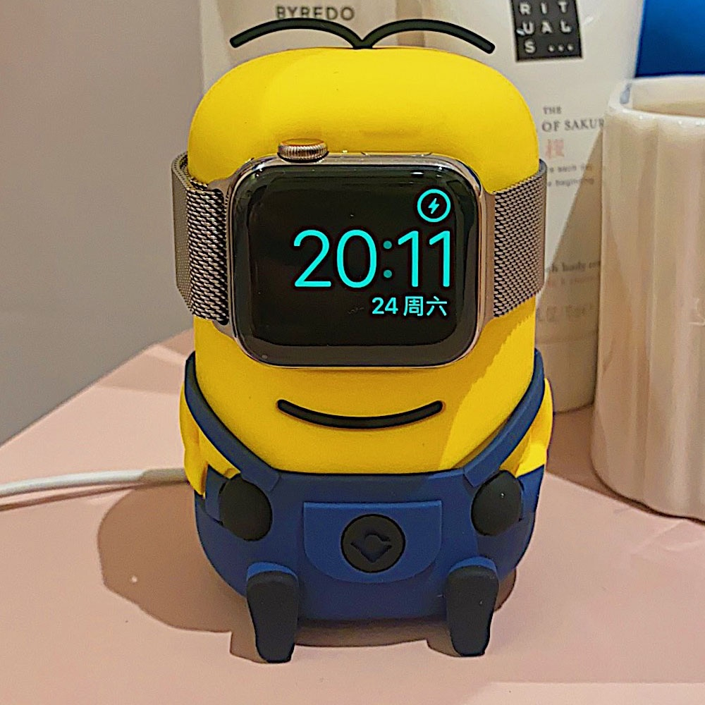 Charging Bracket สำหรับ Apple Watch แท่นชาร์จ iWatch 8 7 SE 6 5 4 3 Universal Minions ฐานชาร์จซิลิโคนการ์ตูน Apple Watch ฐานซิลิโคน