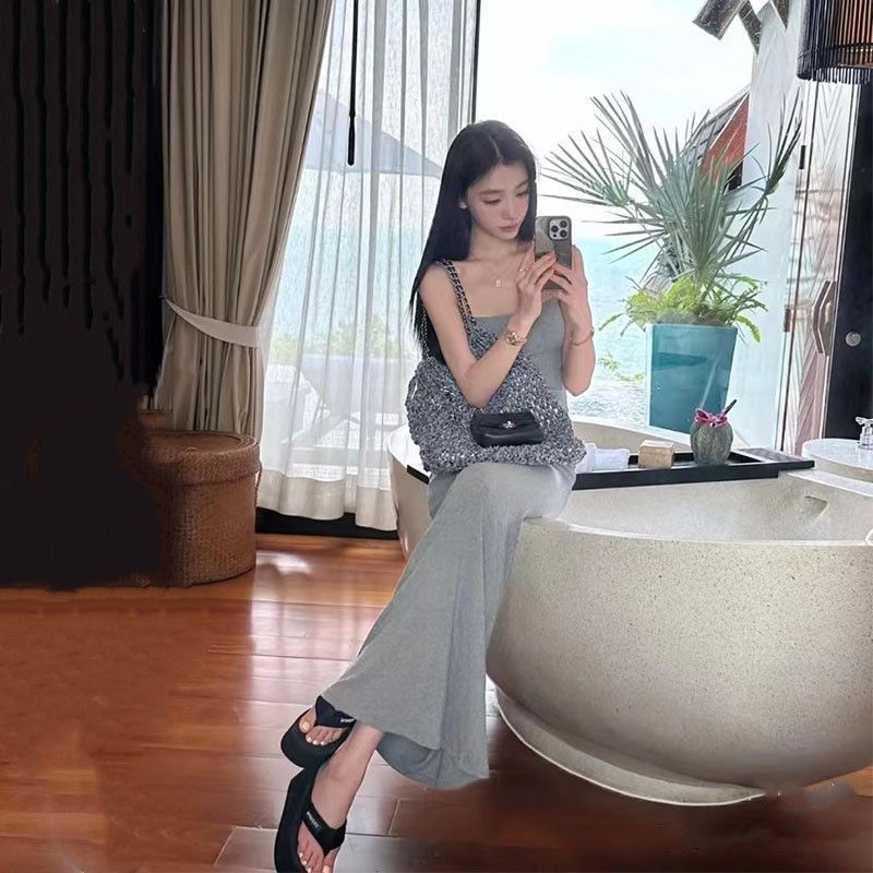 รองเท้าแตะ ส้นหนา 10 ซม. กันลื่น สีดํา แฟชั่นฤดูร้อน สําหรับผู้หญิง 2023 ราคา ถูกที่สุด ดีลบีเคเค แกลเลอรีภาพที่ 2