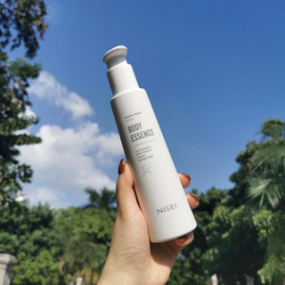 Nisei Niacinamide โลชั่นบํารุงผิวกาย ไวท์เทนนิ่ง ให้ความชุ่มชื้น 200 มล. สําหรับผู้หญิง