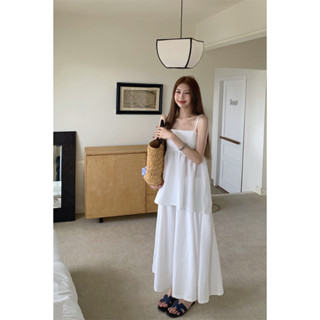 หลวมสีขาว Halter ร่มกระโปรง กระโปรงครึ่งตัว สายคล้องไหล่บาง Halter Outerwear