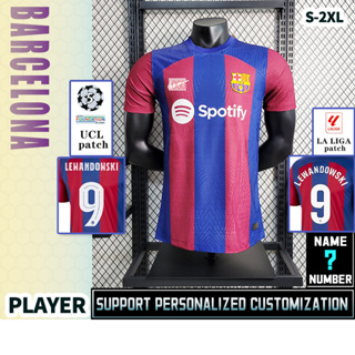 เสื้อกีฬาแขนสั้น ลายทีมชาติฟุตบอล Barcelona Home 23-24 [Player Version] ไซซ์ S-2XL คุณภาพสูง