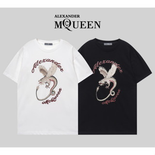 Alexander Mcqueen เสื้อยืดแขนสั้น ผ้าฝ้าย พิมพ์ลาย แฟชั่น สําหรับทุกเพศ