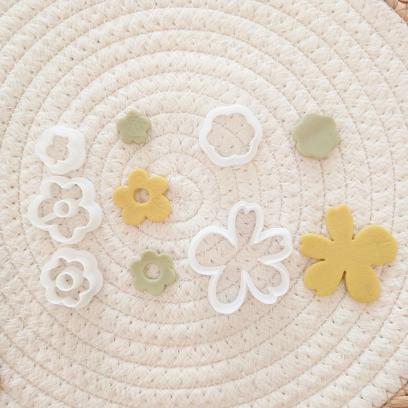 Ins ดอกไม้ฝรั่งเศสรูปร่างต่างหูเครื่องปั้นดินเผานุ่ม diy ตัด Die Handmade เครื่องปั้นดินเผานุ่ม Die