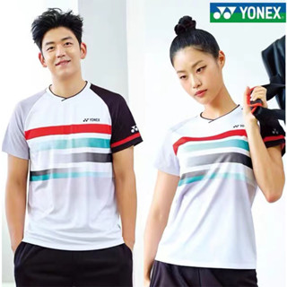 Yonex เสื้อกีฬาแบดมินตัน แขนสั้น ลายทาง ไล่โทนสี แห้งเร็ว สําหรับผู้ชาย และผู้หญิง