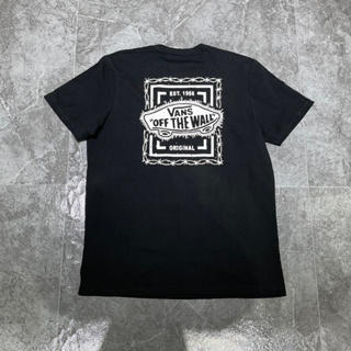 Vans เสื้อยืดแขนสั้นลําลอง พิมพ์ลายสเก็ตบอร์ด สีดํา สไตล์คลาสสิก สําหรับผู้ชาย และผู้หญิง VN0A