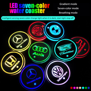 แผ่นรองแก้ว มีไฟ LED 7 สี กันลื่น สําหรับรถยนต์