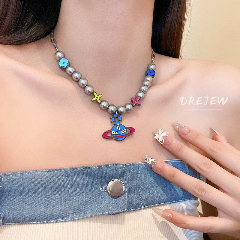 DREJEW สร้อยคอโซ่ไทเทเนียม จี้รูปดอกไม้ ประดับมุก