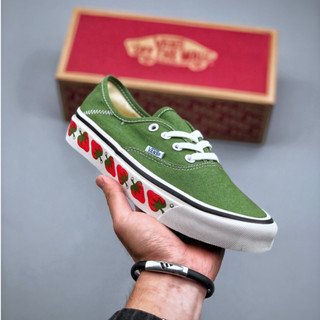 Vans VANS ของแท้ รองเท้าผ้าใบลําลอง พิมพ์ลายสตรอเบอร์รี่ สีเขียว