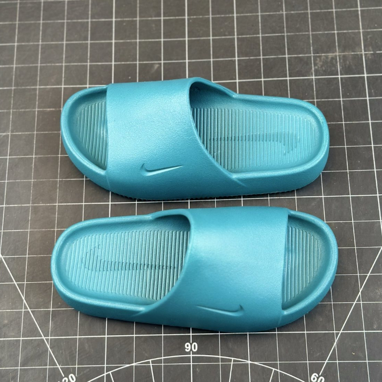 2025 Calm Slide รองเท้าแตะลําลอง สําหรับผู้ชาย ผู้หญิง กันน้ํา เหมาะกับการเล่นกีฬา ไซซ์ 36-45
