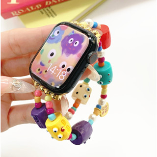 สายนาฬิกาข้อมือ Little Monster Colorful Dopamine Elastic Beaded Watch Strap ประดับลูกปัดยืดหยุ่น แฮนด์เมด หลากสี แบบเปลี่ยน สําหรับ Watch Series 8 7 6 5 4 3 21 SE SE2 Ultra Strap Size 49 มม. 40 มม. 41 มม. 38 42 มม. 44 มม. 45 มม. สายแอปเปิ้ลวอช 8