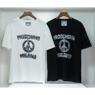 Moschino เสื้อยืดแขนสั้น ผ้าฝ้าย พิมพ์ลาย แฟชั่นสําหรับผู้ชายและผู้หญิง