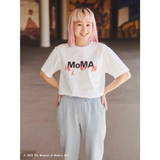 Uniqlo UT เสื้อยืดแขนสั้น พิมพ์ลาย MoMA สําหรับผู้ชาย และผู้หญิง GDNKJ83