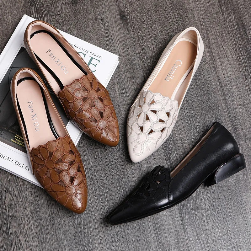 Plus Size42 แฟชั่นผู้หญิง Pointed Toe หนังนุ่ม Hollow เย็บปักถักร้อยรองเท้าเดียวรองเท้าทํางานรองเท้าไม่มีส้น