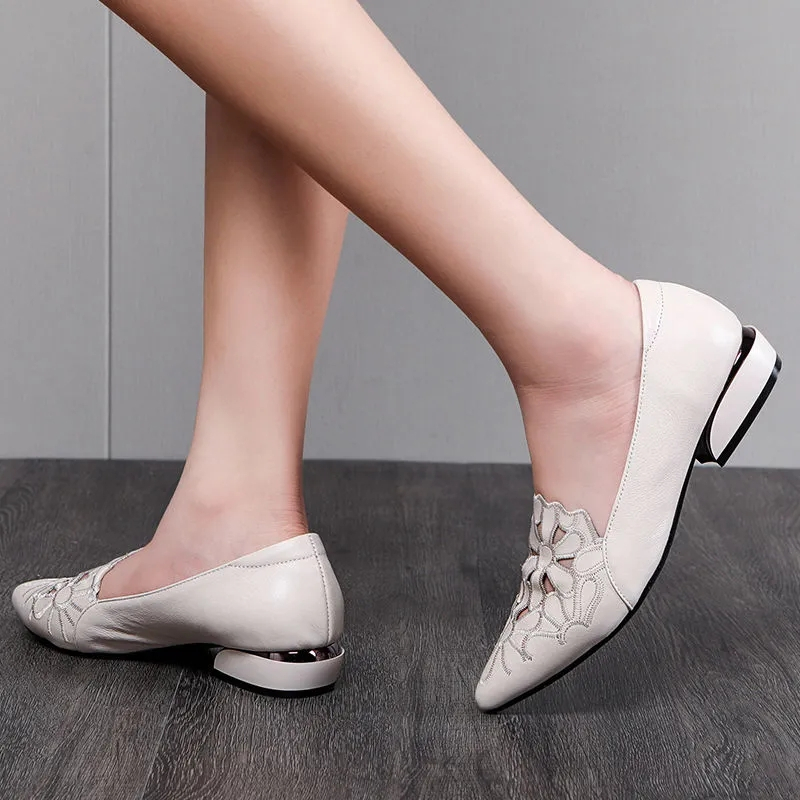Plus Size42 แฟชั่นผู้หญิง Pointed Toe หนังนุ่ม Hollow เย็บปักถักร้อยรองเท้าเดียวรองเท้าทํางานรองเท้าไม่มีส้น
