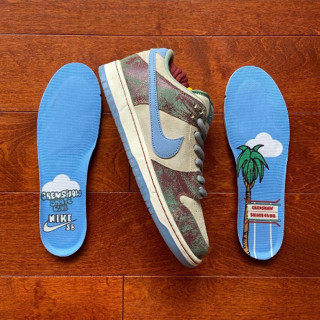 Crenshaw รองเท้าสเก็ต ข้อสั้น x Dunk Low FN4193-100