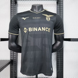 เสื้อกีฬาแขนสั้น ลายทีมชาติฟุตบอล Lazio Black Home Player Edition 2023 2024