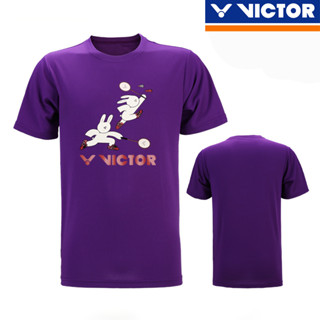 Victor ใหม่ เสื้อยืด แขนสั้น พิมพ์ลายแบดมินตัน ระบายอากาศ แห้งเร็ว สําหรับเล่นกีฬา