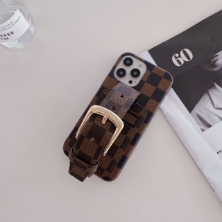 เคสโทรศัพท์มือถือหนัง ลายดอกไม้ ตาราง ดาว พร้อมสายคล้องมือ สําหรับ Apple iPhone 14 13 pro max 14 pro