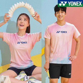 Yonex ใหม่ ชุดกีฬา เสื้อปิงปอง แห้งเร็ว ดูดซับเหงื่อ แฟชั่นฤดูร้อน สําหรับผู้ชาย และผู้หญิง เหมาะกับการวิ่ง เล่นกีฬาบาสเก็ตบอล 2023