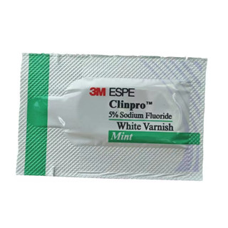 3m ESPE Clinpro White Varnish Fluorine สารป้องกันฟัน วัสดุ 0.5 มล. / ชิ้น