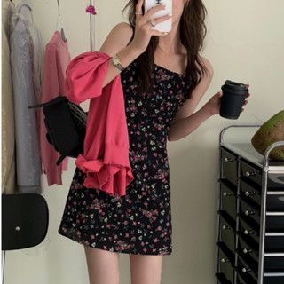 Temperament First Love Texture Sling Dress Korean Version Dress Fragmented Flower Dress