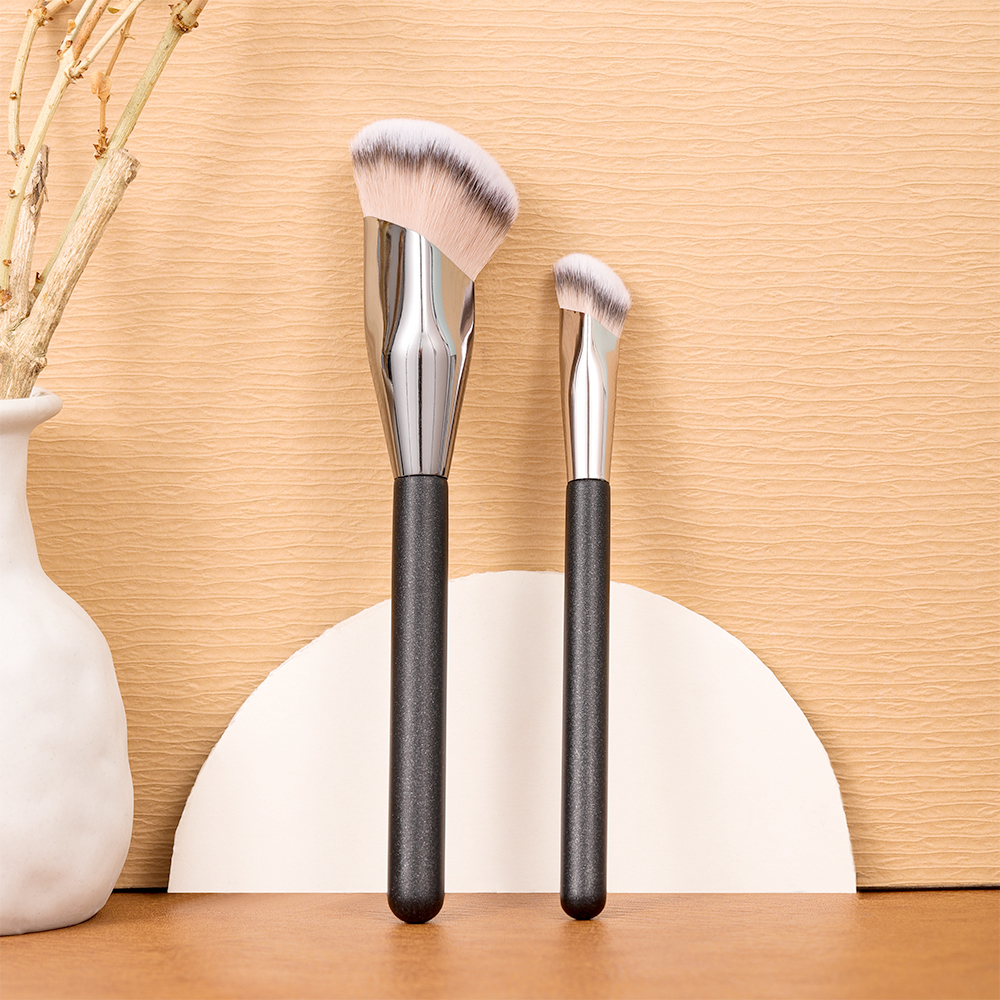 【OVW】 แปรงแต่งหน้า ลงรองพื้น คอนซีลเลอร์ ไร้ที่ติ ประดับเพชร MZS0304