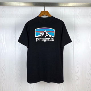 เสื้อยืดแขนสั้น พิมพ์ลายโลโก้ Patagonia Behind สไตล์คลาสสิก