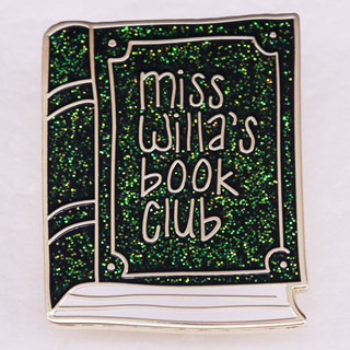 เข็มกลัด รูปสโมสร glitter badge miss willas book club Enamel Pin From Blood And Ash เครื่องประดับ สําหรับของขวัญ