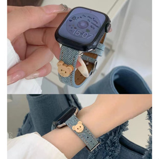 【ขายดี】สายนาฬิกาข้อมือยีนส์ ลายหมีน้อยน่ารัก เรียบง่าย สําหรับ iwatch serie 8 7 6 5 SE 4 3 2 1 iwatch 49 มม. 44 มม. 45 มม. 42 มม. 40 มม. 38 มม. 41 มม.