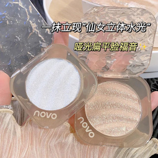Novo พาเลตต์ไฮไลท์ เนื้อฝุ่น ชิมเมอร์ 4 สี NO.5833 1 ชิ้น