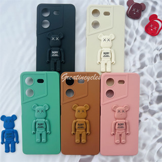 Tecno Pova 5 4G LH7n เคสโทรศัพท์ ซิลิโคน TPU นิ่ม สีแคนดี้ ป้องกันเลนส์กล้อง พร้อมที่วางโทรศัพท์ แบบพับได้ ลายหมีโหดร้าย