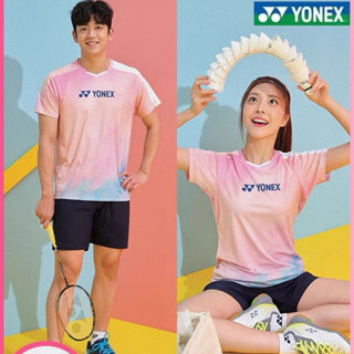 ใหม่ Yonex ชุดกีฬาแบดมินตัน แขนสั้น ระบายอากาศ แห้งเร็ว สไตล์เกาหลี สําหรับผู้ชาย และผู้หญิง