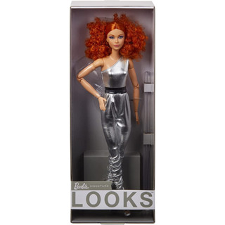 Barbie Signature Barbie Looks Doll (Red Curly Hair, Original Body Type), Fully Posable Fashion Doll, Gift for Collectors HBX94  ของแท้ ตุ๊กตาบาร์บี้ ผมหยิก สีแดง ของขวัญ สําหรับเก็บสะสม HBX94