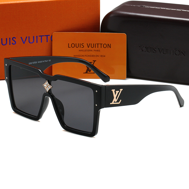 แว่นกันแดดรุ่นใหม่ 2308 กรอบสี่เหลี่ยม พร้อมเทคโนโลยี UV Protection
