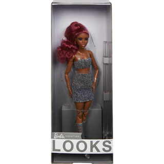 Barbie Signature Barbie Looks Doll (Petite, Red Hair) Fully Posable Fashion Doll Wearing Glittery Crop Top &amp; Skirt HCB77 เสื้อครอปท็อป และกระโปรง แต่งกลิตเตอร์ สีแดง สําหรับตุ๊กตาบาร์บี้ HCB77