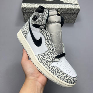 รองเท้ากีฬา รองเท้าบาสเก็ตบอล Air Jordan 1 Retro High OG Cement AJ1 Chicago สีขาว และสีดํา DZ5485-052