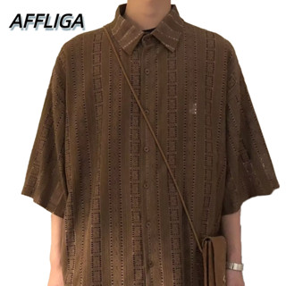 ❀ AFFLIGA ❀ เสื้อเชิ้ตแขนสั้นลําลอง ทรงหลวม สไตล์ญี่ปุ่น เรโทร แฟชั่นฤดูร้อน สําหรับผู้ชาย และผู้หญิง