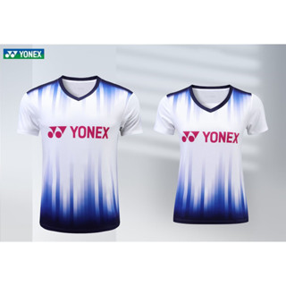 Yonex ชุดแบดมินตัน คอวี แขนสั้น ระบายอากาศ แบบแห้งเร็ว สําหรับผู้ชาย และผู้หญิง 2023