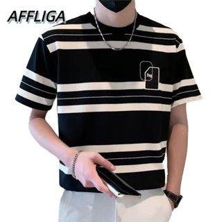 ❀ AFFLIGA ❀ เสื้อยืดแขนสั้น คอกลม ทรงหลวม ลายทาง แบบเรียบง่าย แฟชั่นฤดูร้อน สไตล์เกาหลี สําหรับผู้ชาย